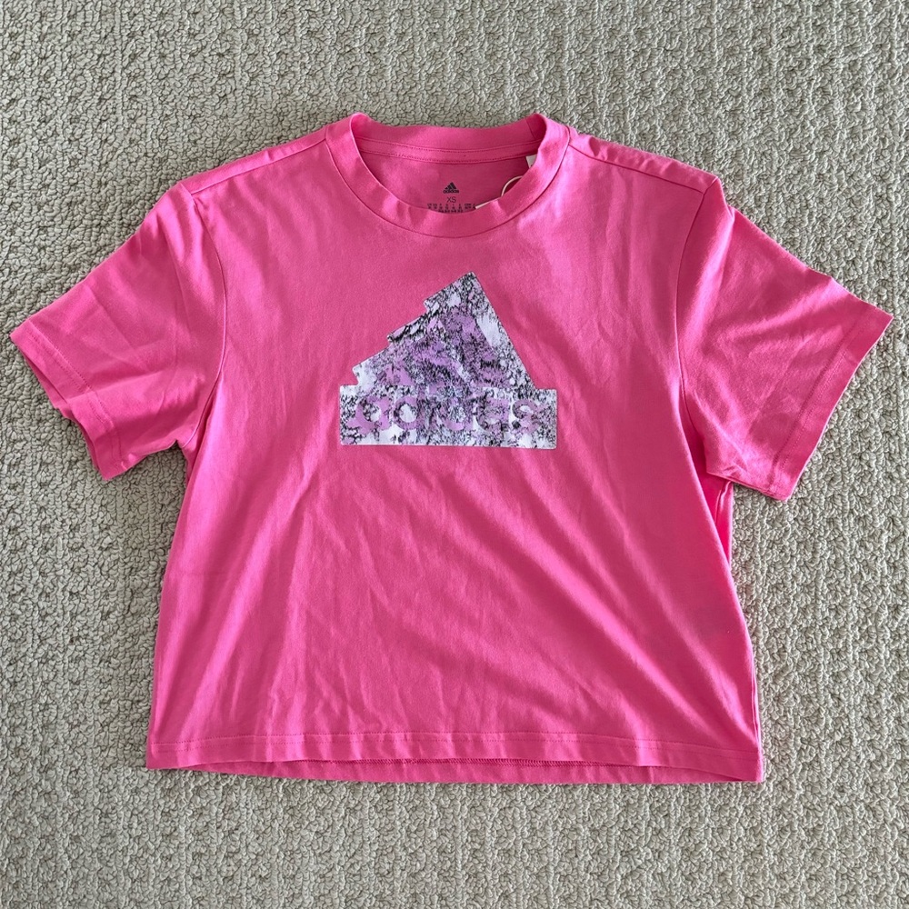 NWT Adidas Pink Graphic Logo T-Shirt